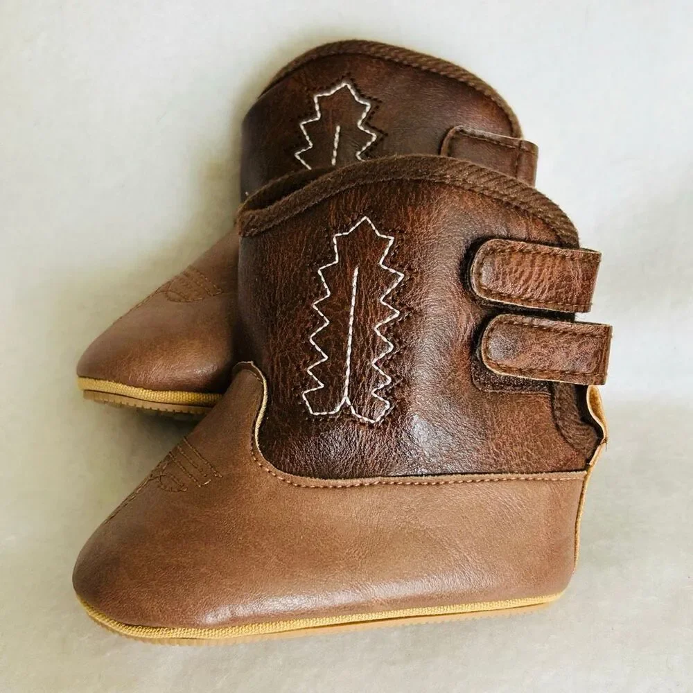 Infant Boots 12 and Moccasins 2(3-6M)